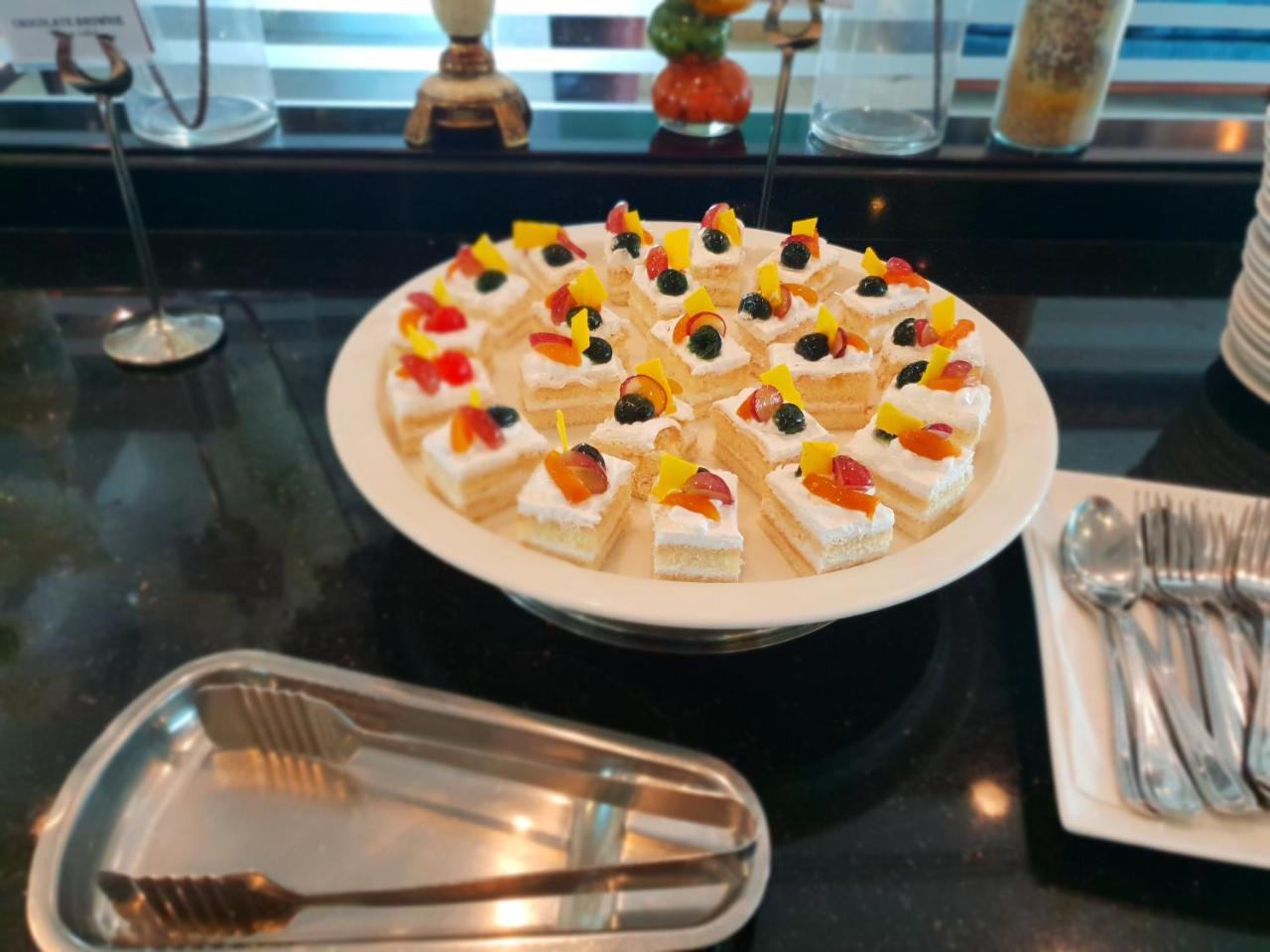 Al Jawhara Hotel Apartments Dubai Eksteriør bilde
